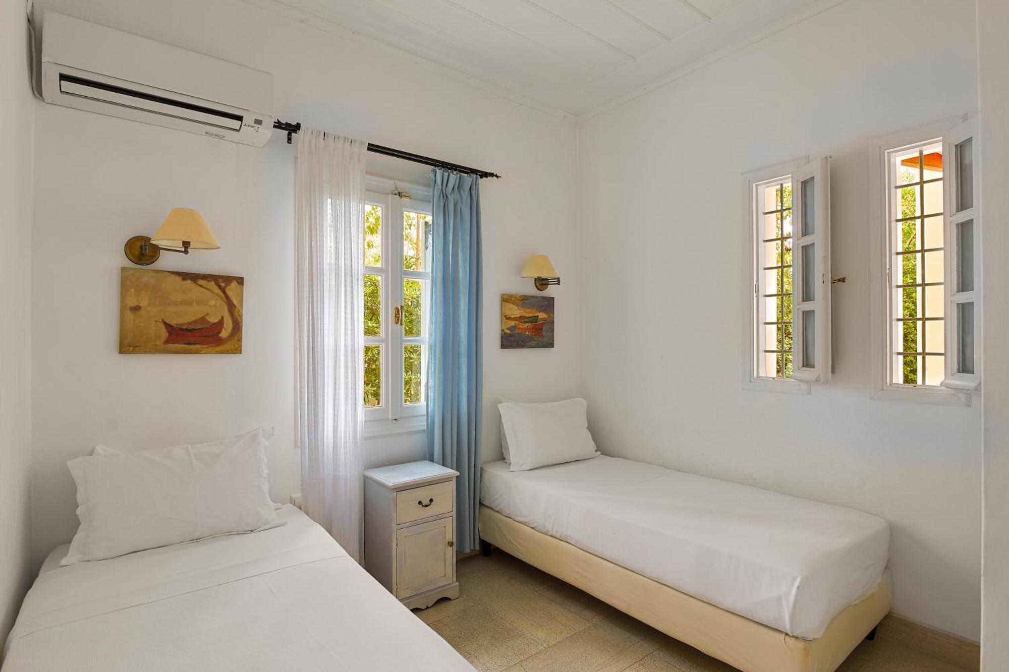 Villa Nika Spetses Town Екстер'єр фото