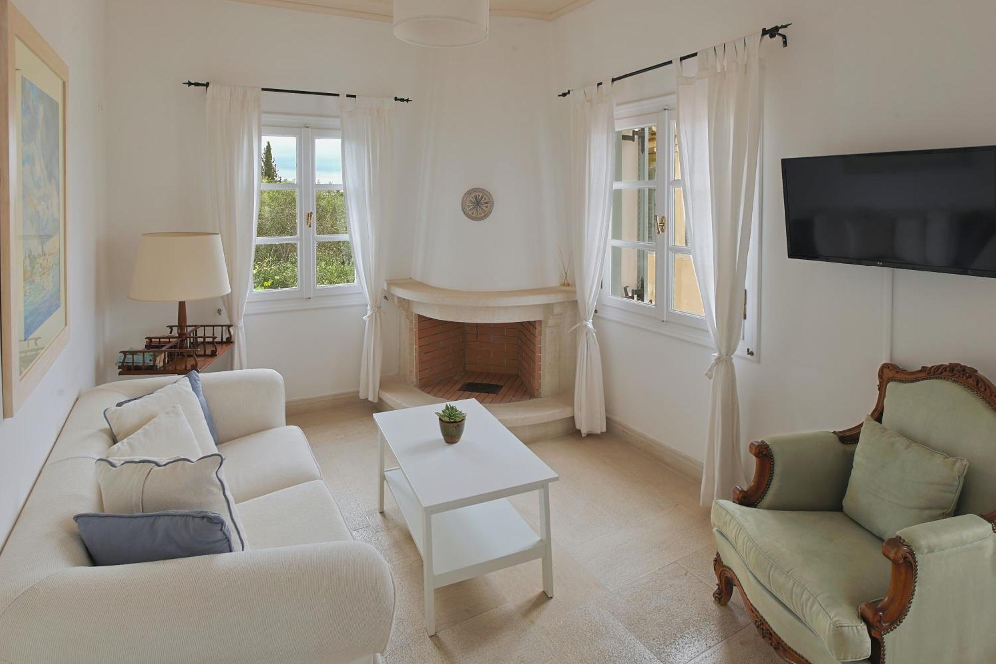 Villa Nika Spetses Town Екстер'єр фото