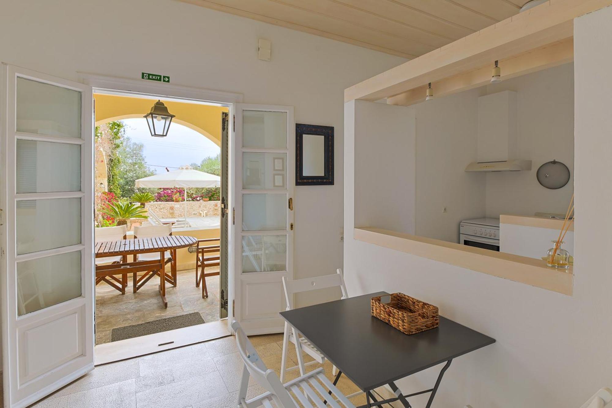 Villa Nika Spetses Town Екстер'єр фото